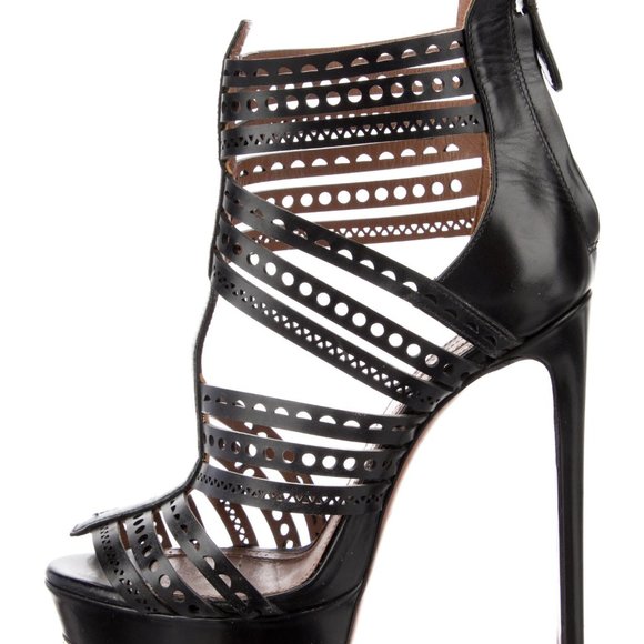ALAIA Black Leather Lasercut Accents Gladiator Sandals Size 6.5 Very Good Used - Picture 1 of 5